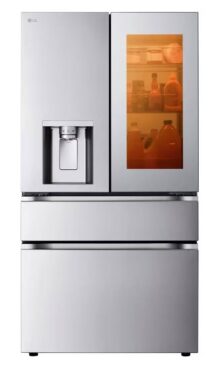 LG's Standard-depth 38-inch-wide MAX 4-door French-door model has 29 cubic feet of storage. (Photo courtesy of LG)